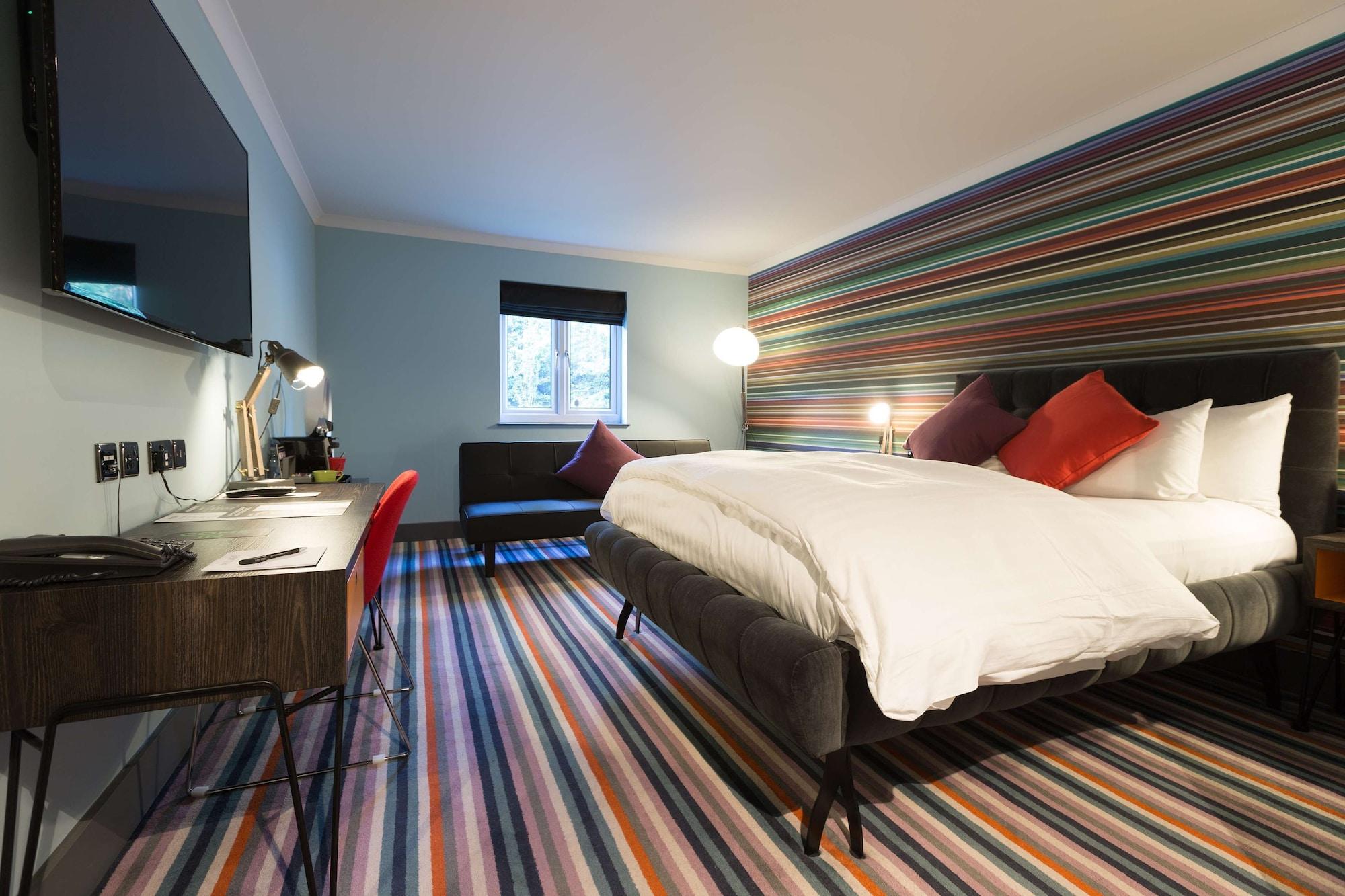 Village Hotel Warrington Eksteriør billede